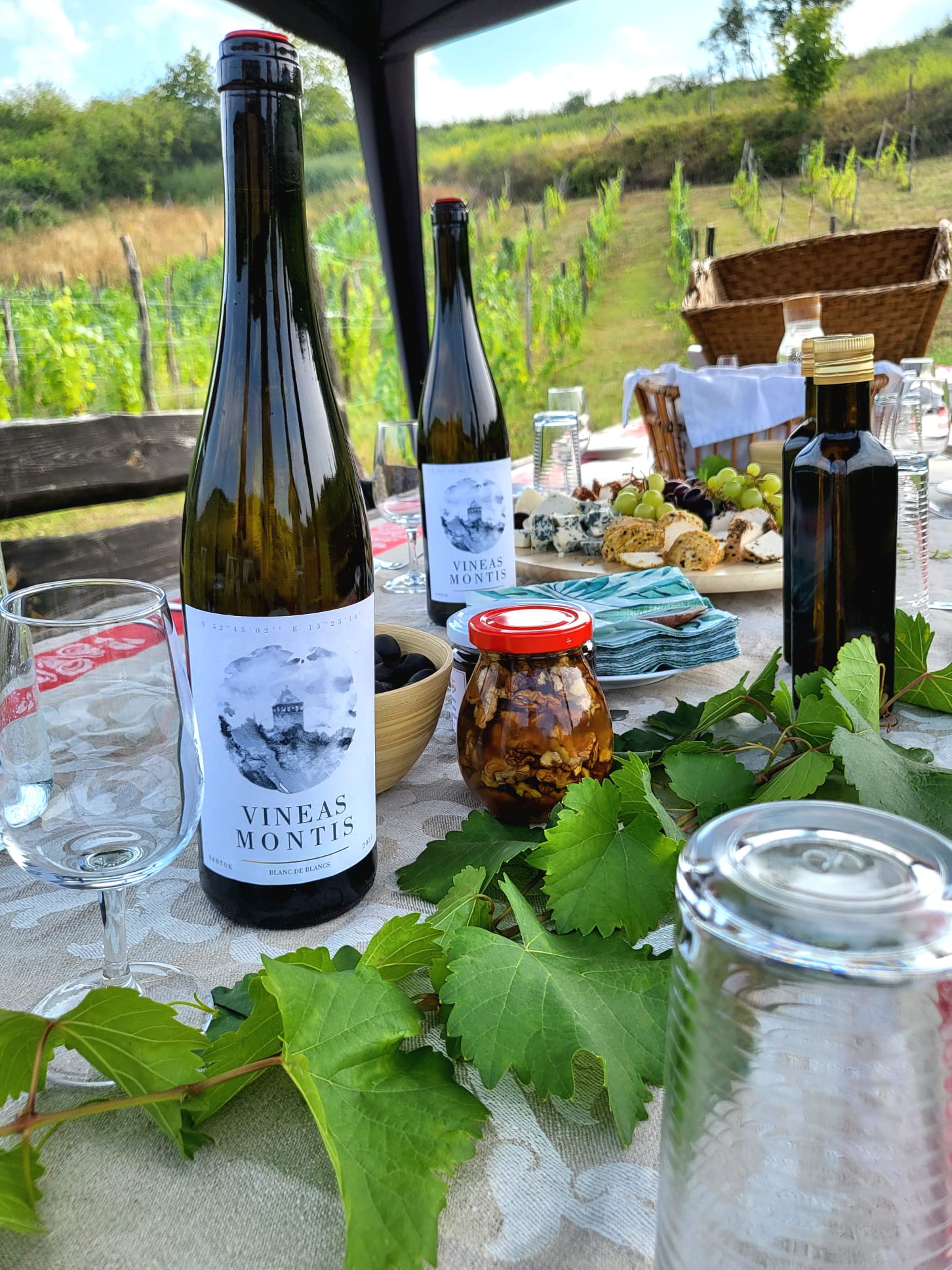 placeholder image sq